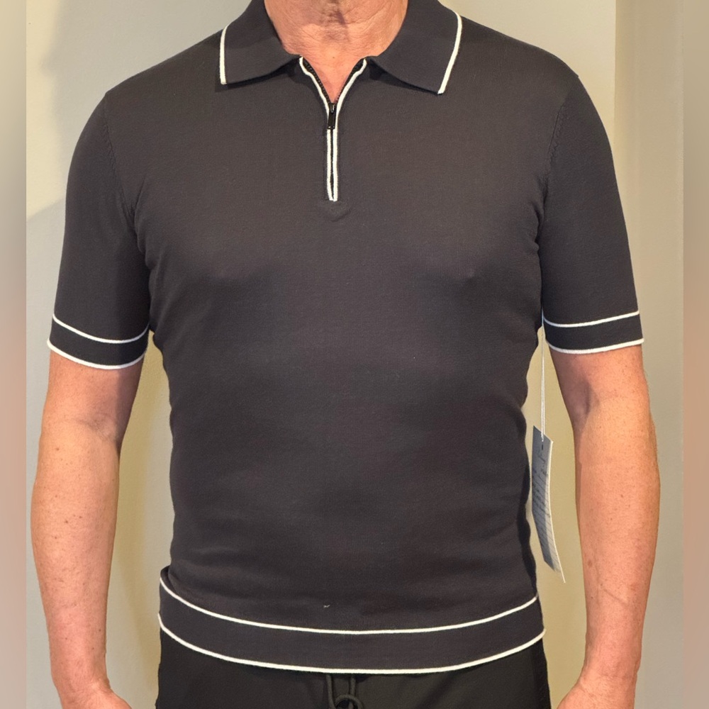 KARL LAGERFELD - NWT 
Contrast Trim Sweater Zip Polo/ Men’s Slimfit M